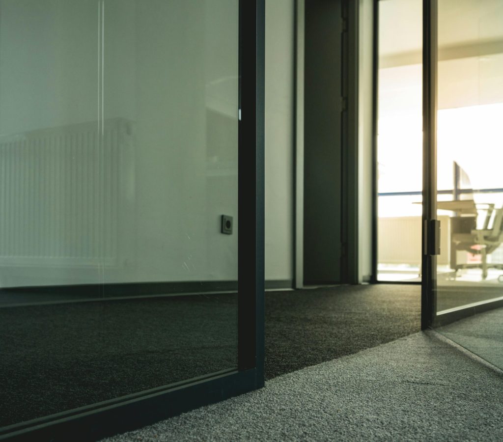 pexels-weekendplayer-1098982